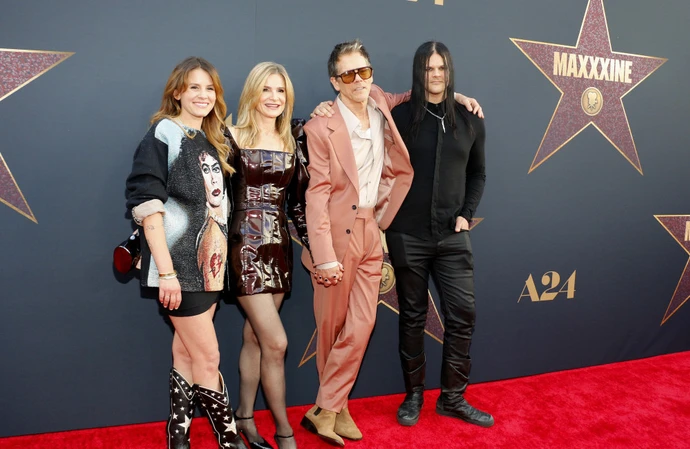 The Bacon family star in Family Movie