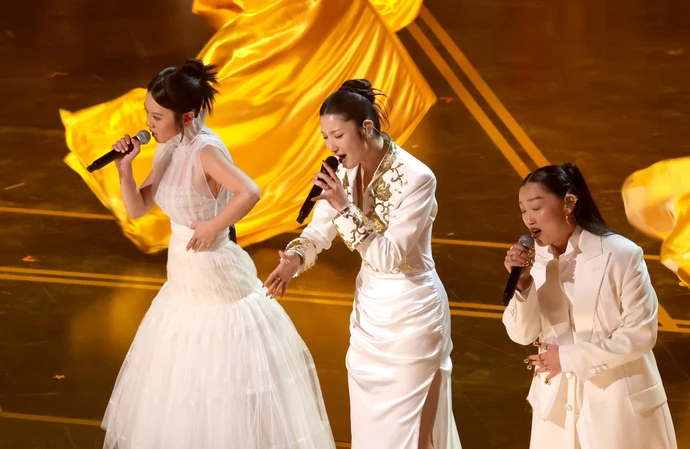 KPop Demon Hunters got cut off at the Oscars