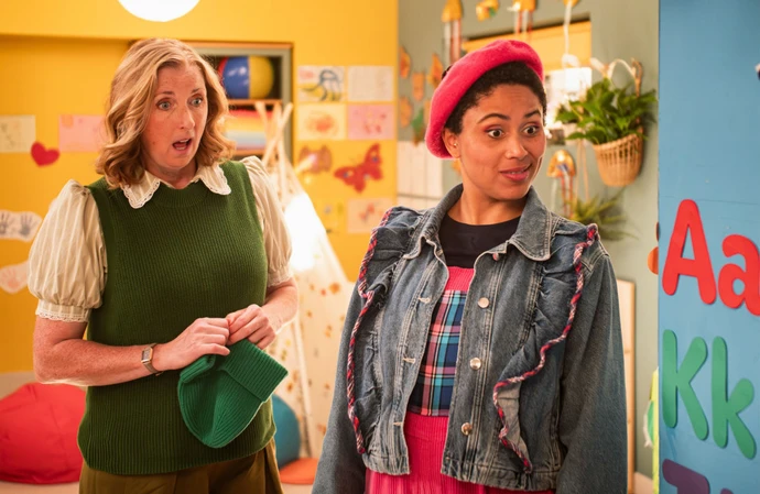 What's the story behind Miss Hoolie's hair?