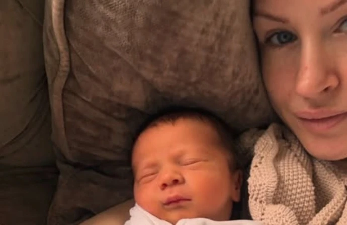 Leanne Jarvis and baby / © Instagram