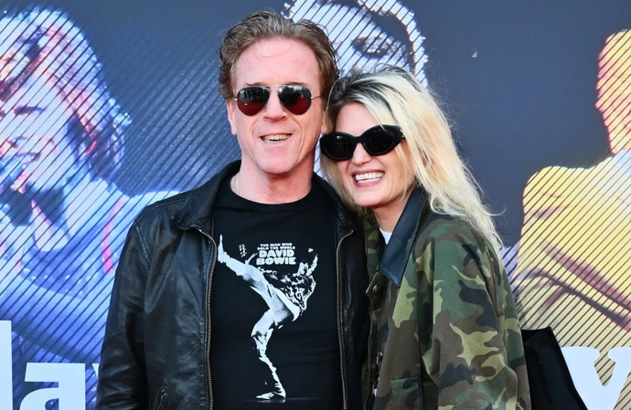 Damian Lewis and Alison Mosshart 