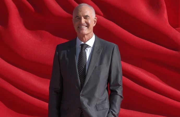 David Frankel has returned to direct The Devil Wears Prada 2