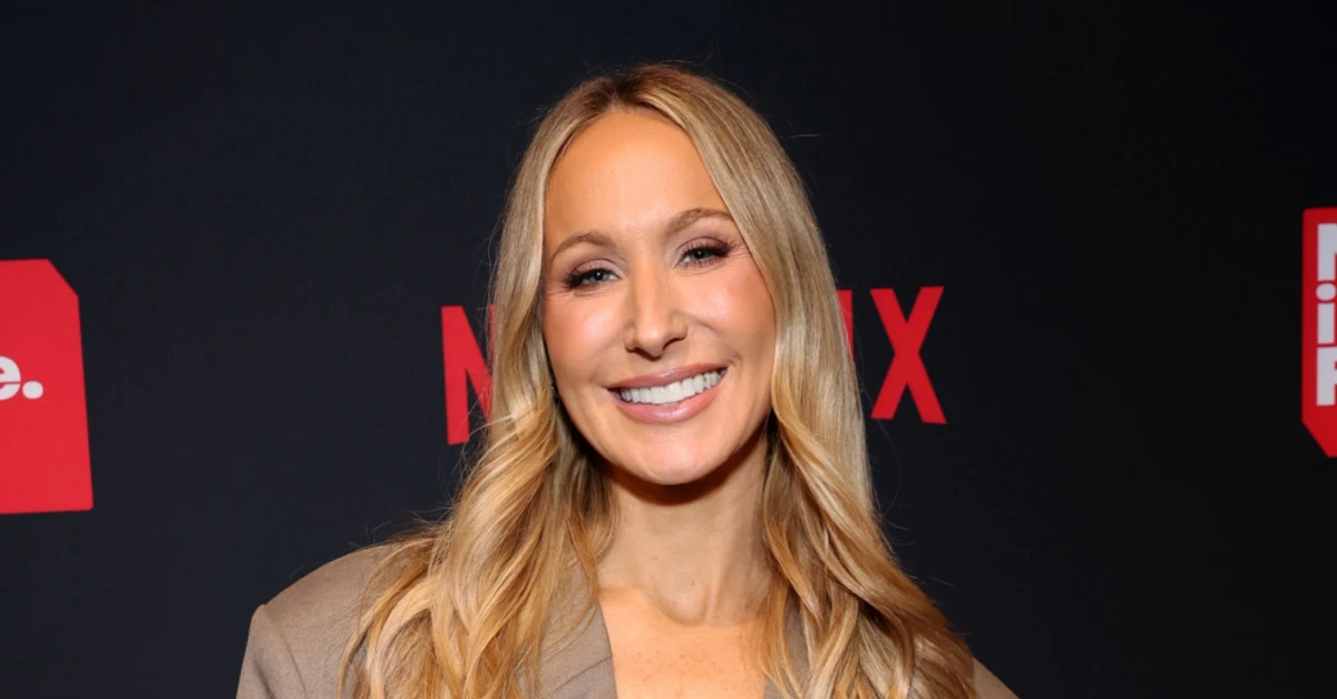 Nikki Glaser: Stand-Up Comedy dan Seks, Sama-sama Tanpa Beban