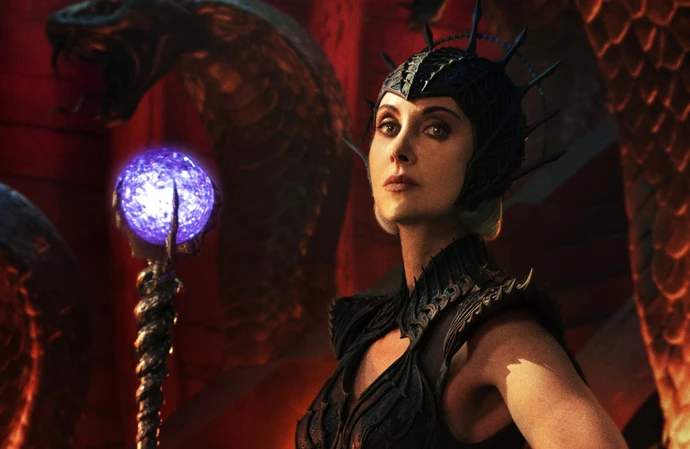 Evil-Lyn (Alison Brie)