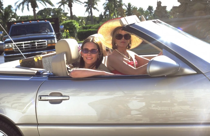 Jennifer Love Hewitt and Sigourney Weaver in Heartbreakers