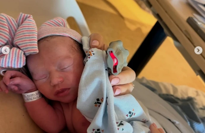 Josh Duhamel's baby girl (c)Instagram