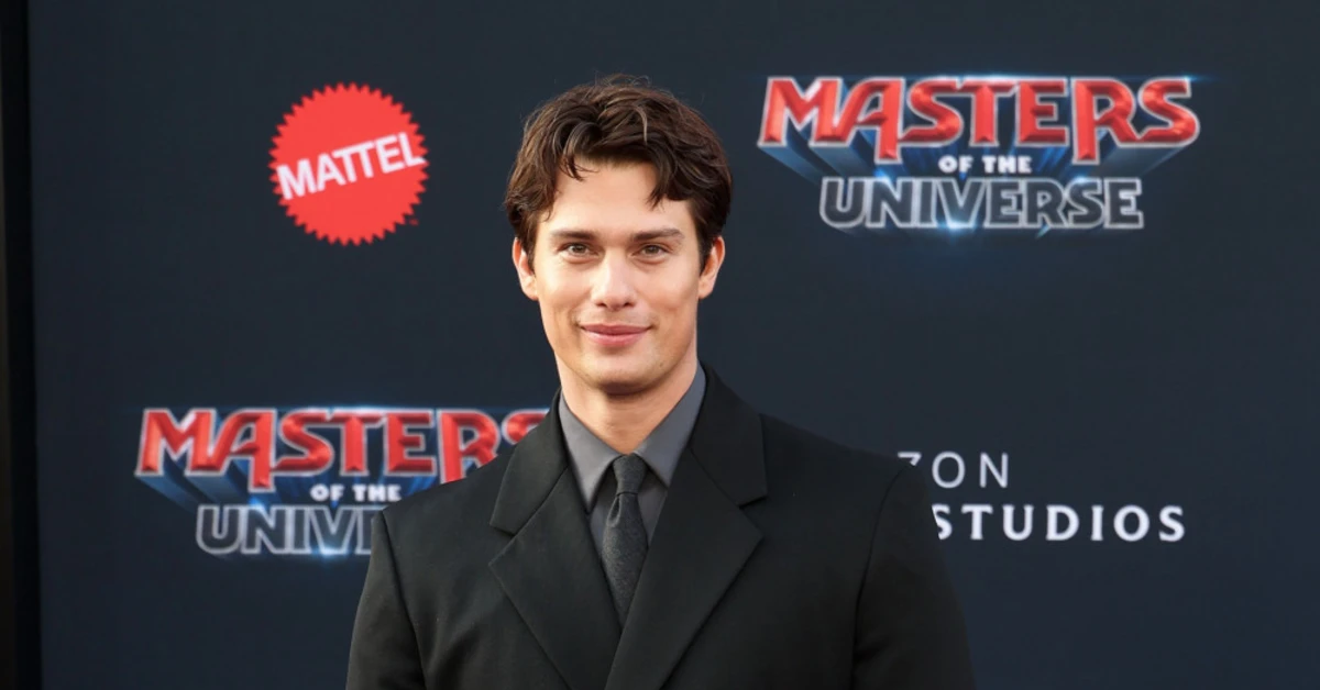 Nicholas Galitzine Akui Merasa Tak Layak Saat Pertama Kali Kenakan Kostum He-Man
