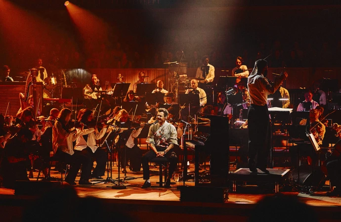 Harry Styles dazzled with his orchestral performance with the Jules Buckley Orchestra