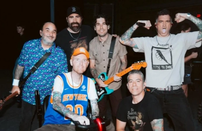 Chad Gilbert had an emotional reunion with New Found Glory