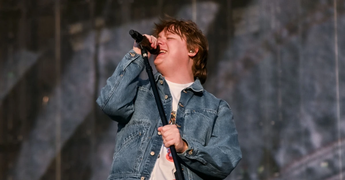 Live Review: Lewis Capaldi gets through a 's***-load of ballads' at  incredible BST Hyde Park show | Contactmusic.com