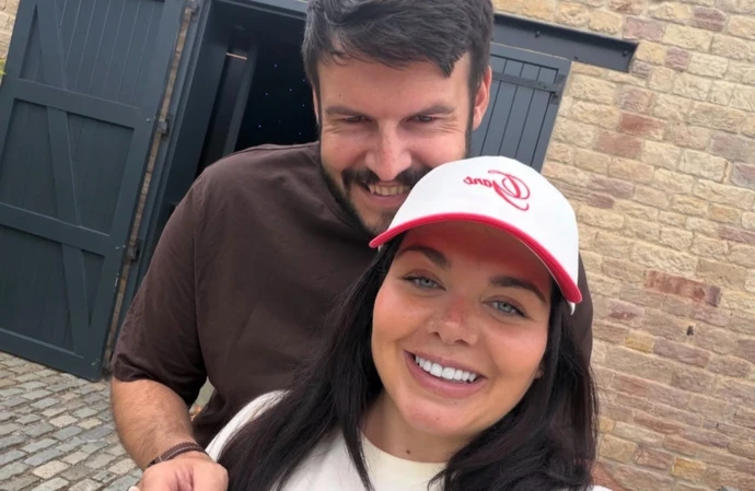 Scarlett Moffatt and Scott Dobinson / © Instagram