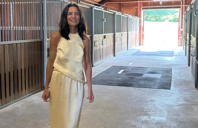 Katie Holmes goes Instagram official with new boyfriend