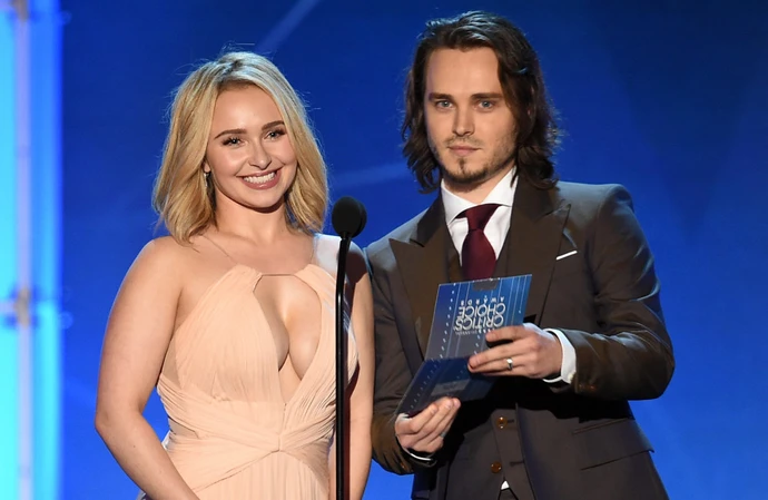 Hayden Panettiere and Jonathan Jackson