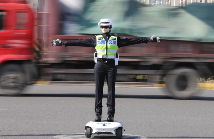 Robot traffic cops have been deployed in the Chinese city of Hangzhou