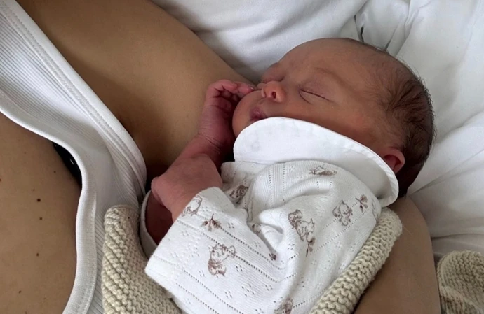 Lucy Watson and her baby daughter / © Instagram