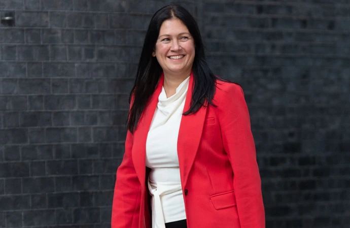 Lisa Nandy says the UK government will go the extra mile to keep children safe online