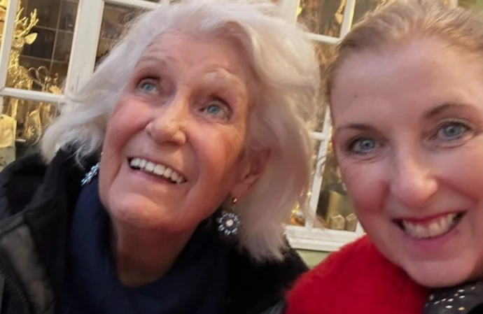 Julie Wilson Nimmo and her mum Joan / © Instagram