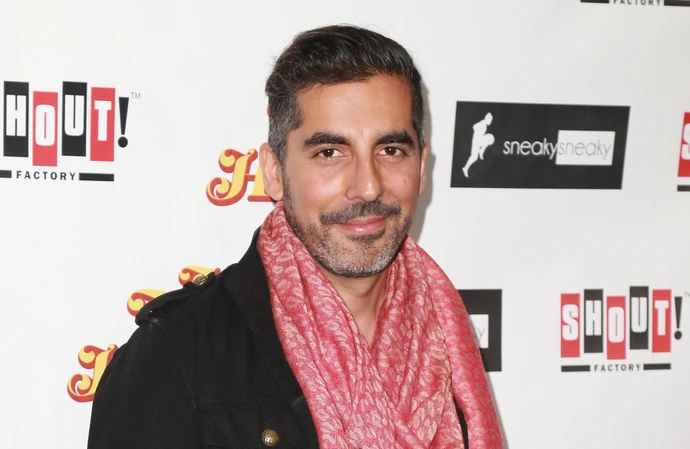 Sunil Malhotra has been cast as Apu Nahasapeemapetilon