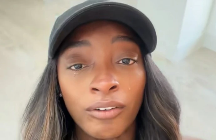 Simone Biles breaks down in tears over house sale